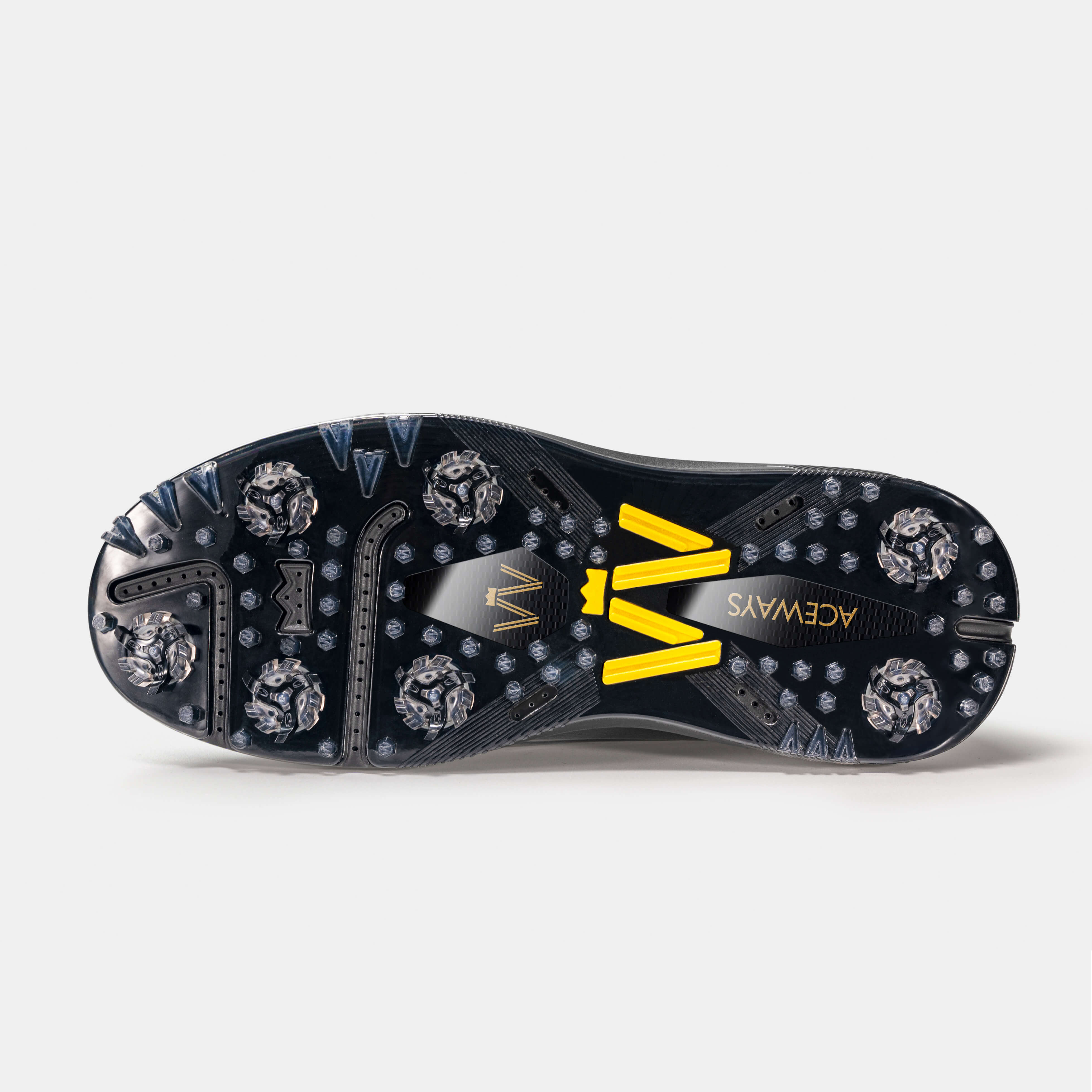 Aceways Wide-Fit Golf Shoe That Finally Delivers Performance