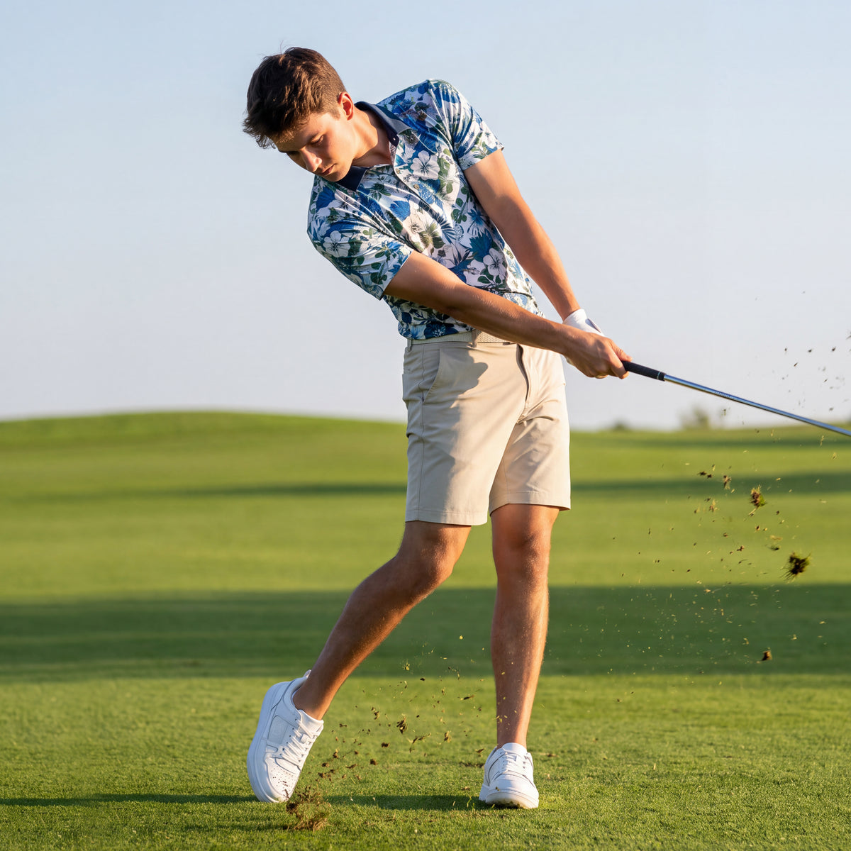 P101 Leather Golf Shoes. No Spikes. No Limits.