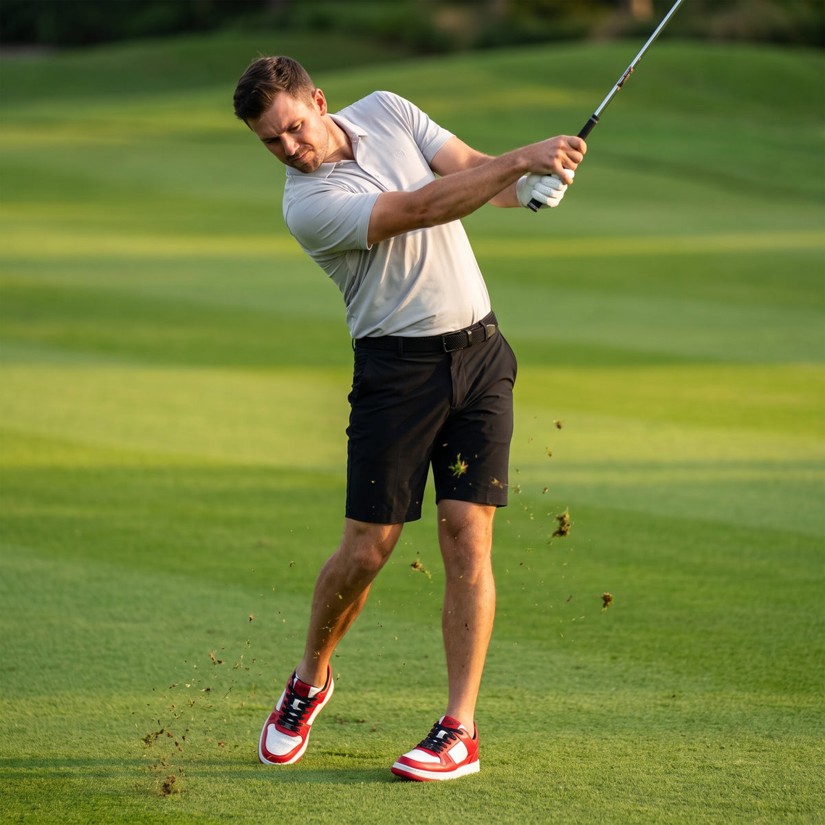 P101 Leather Golf Shoes. No Spikes. No Limits.