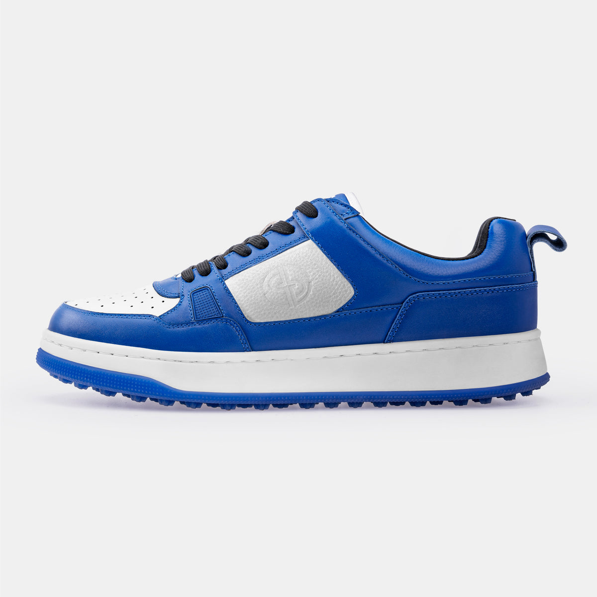 P101 Leather Golf Shoes. No Spikes. No Limits.