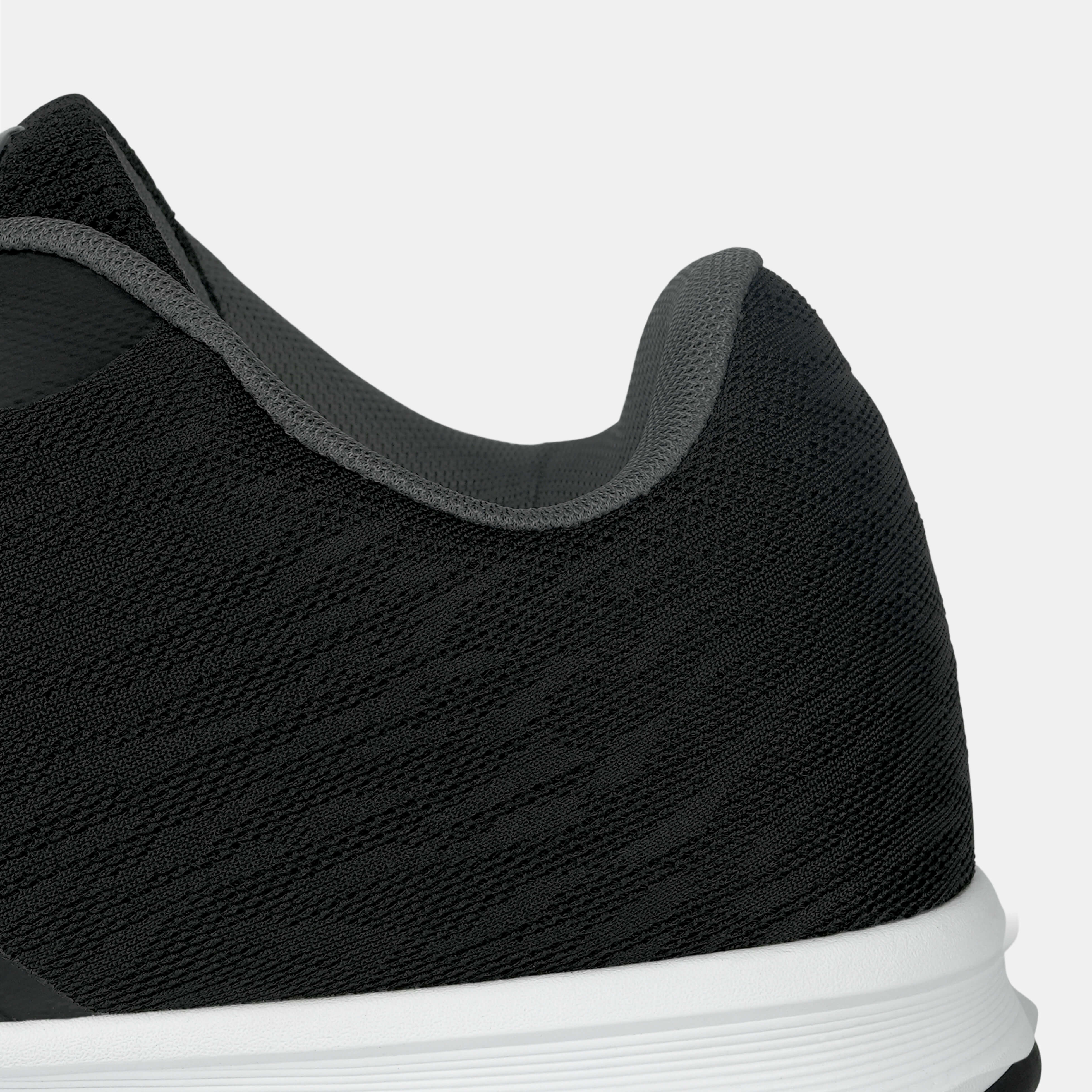MX515 Men's Breathable Spikeless Golf Shoes /  Black