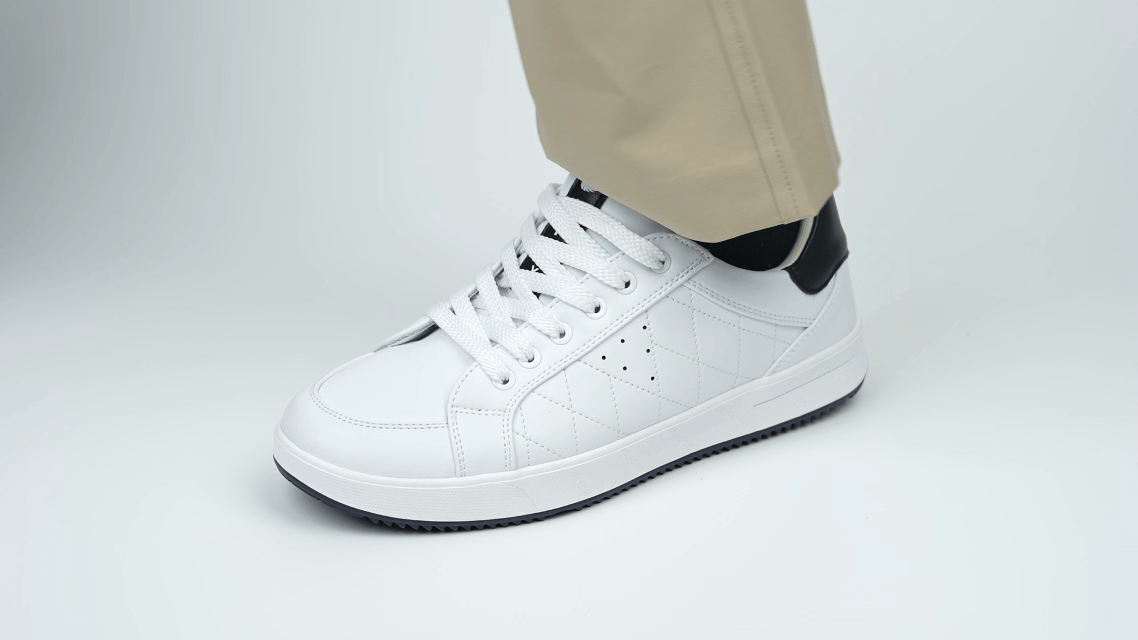 Goating Player G2 Men's Professional Leather Golf Shoes  / White