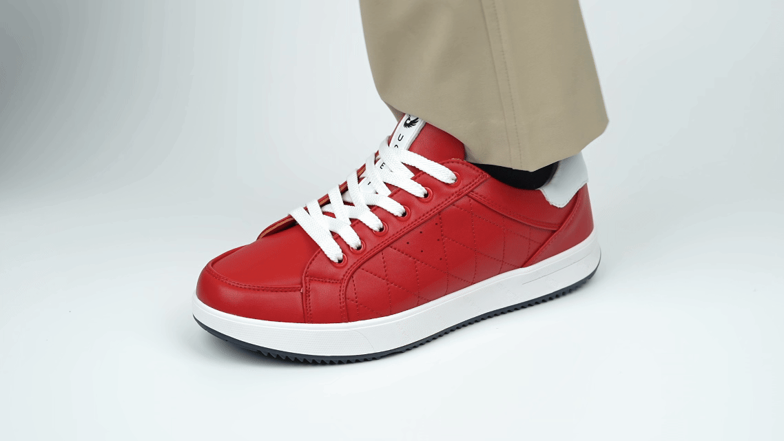 Goating Player G2 Men's Professional Leather Golf Shoes / Red